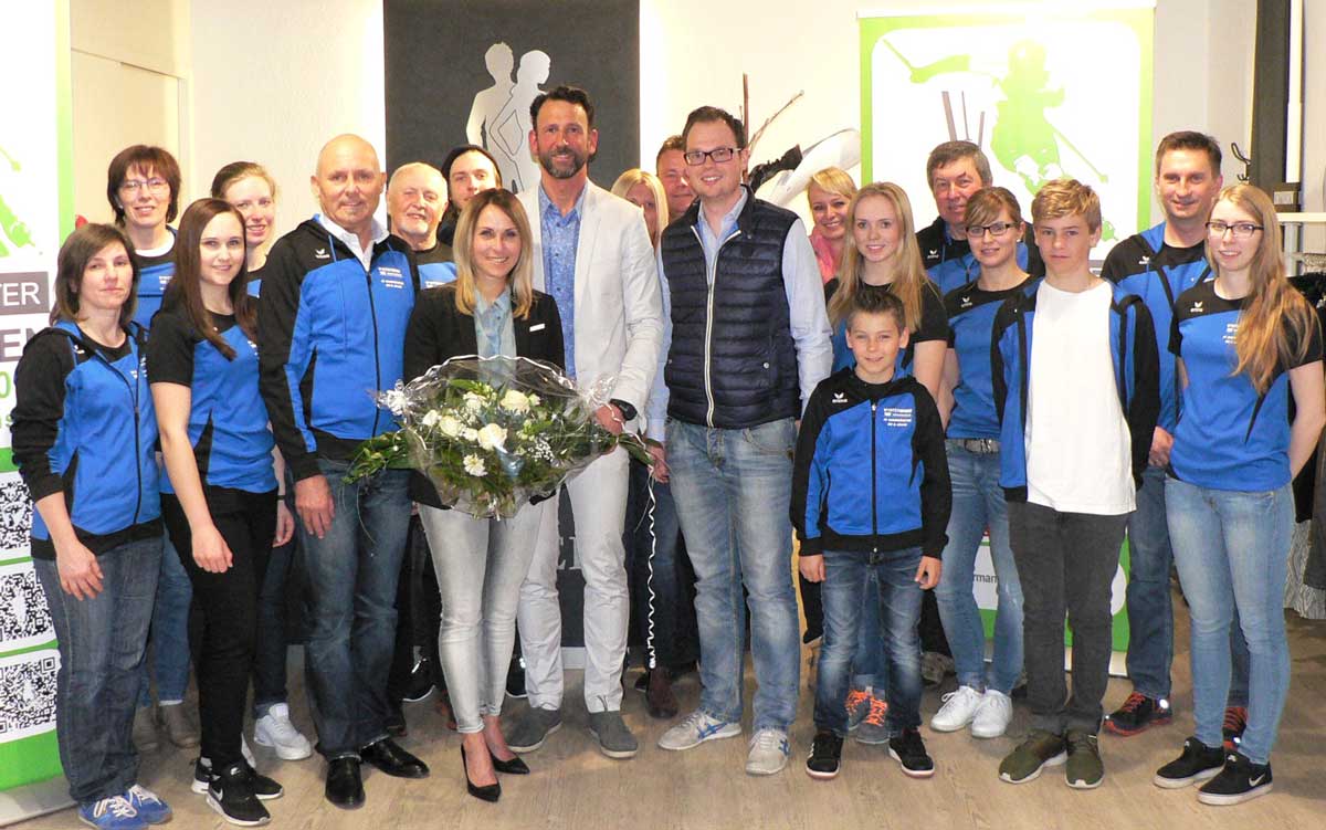 Seit einiger Zeit sind die Inline-Sportler des FC Chammünster schon mit der Familie Schödlbauer aus Bad Kötzting sportlich verbunden, nun wurden Peter und Simone Schödlbauer Hauptsponsor der Deutschen Meisterschaften Inline alpin 2016.