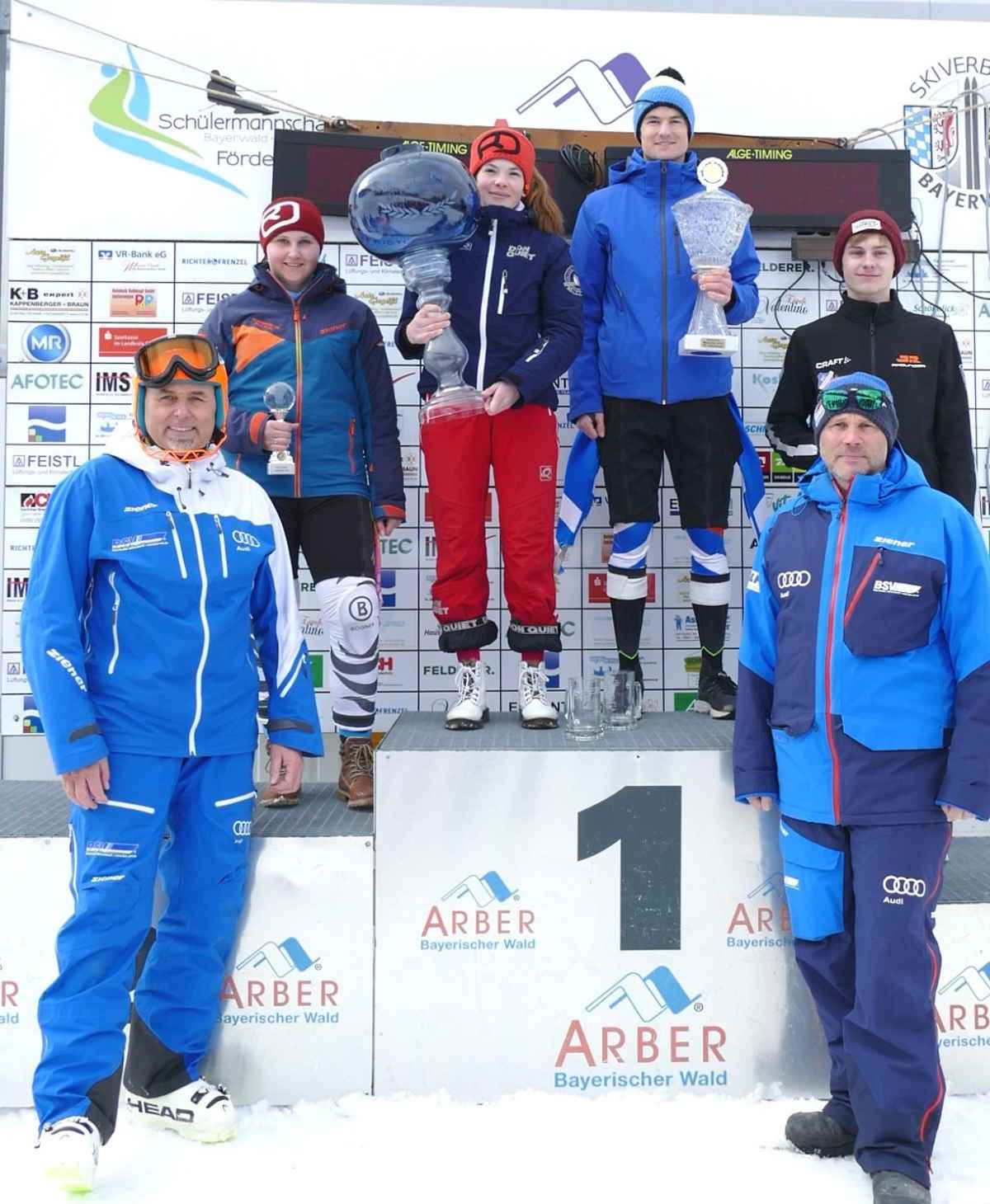 Vier Sieger, die Gewinner der Ödenturmcup-Pokale und die FCC-Vereinsmeister im Slalom, auch die Vertreter von Verein und Skiverband gehören zu den Gewinnern des gelungenen Rennwochenendes.