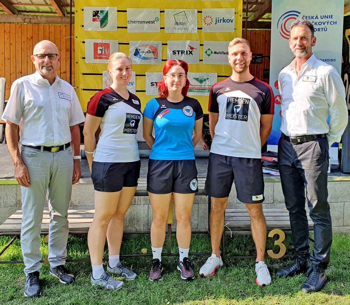 Sie können stolz auf ihre Leistungen sein, die vier Weltcup-Starter des FC Chammünster, Sigi Zistler, Elisabeth Schödlbauer, Claudia Wittmann und Maximilian Schödlbauer, sowie ihr Trainer Peter Schödlbauer.